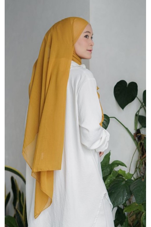 Pasmina Voal Gucci Jahit Tepi Mustard